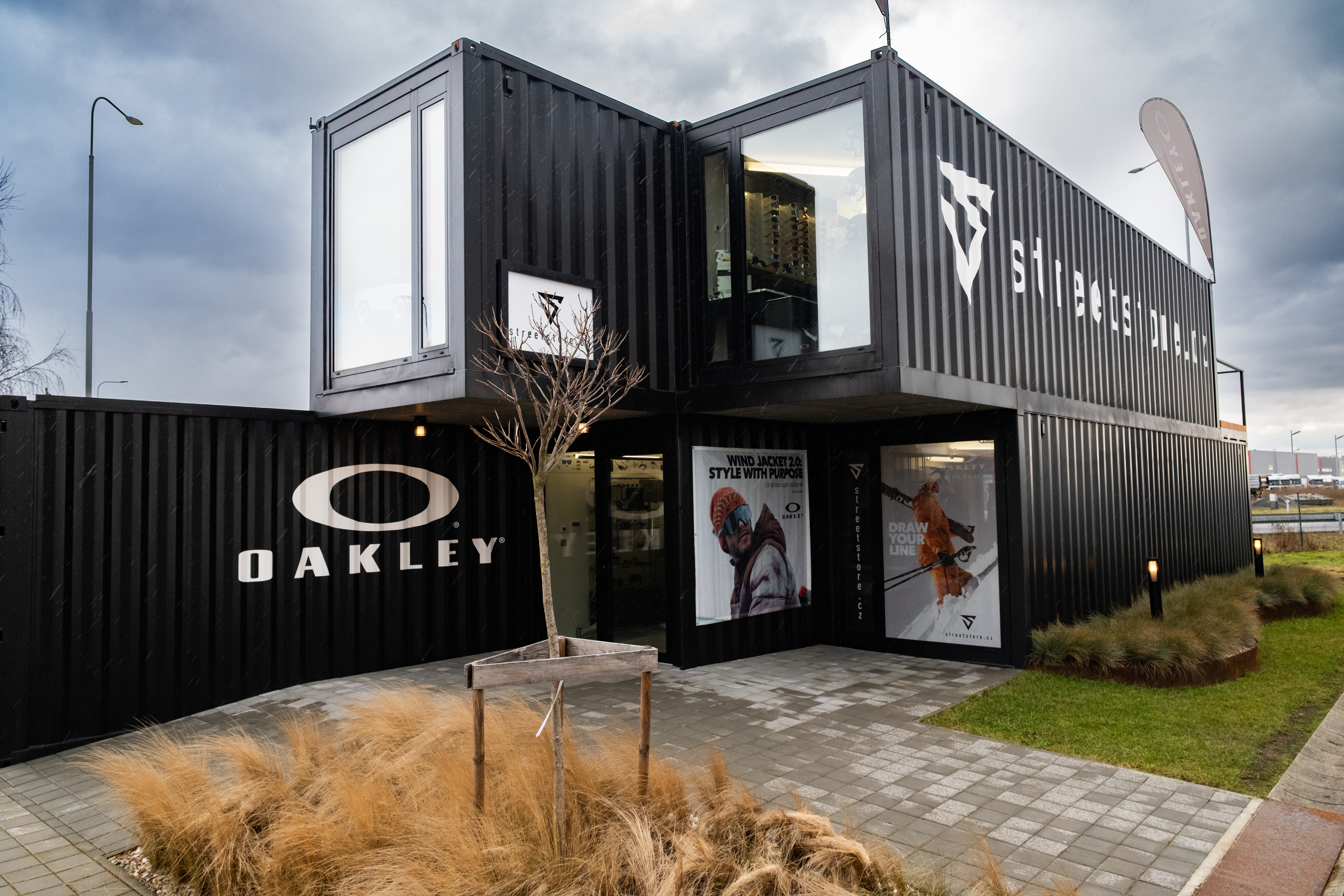 Multi-brand case study Oakley