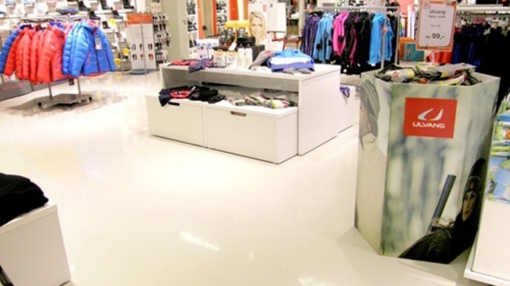 Retail space construction materials. Flooring and fire protection 